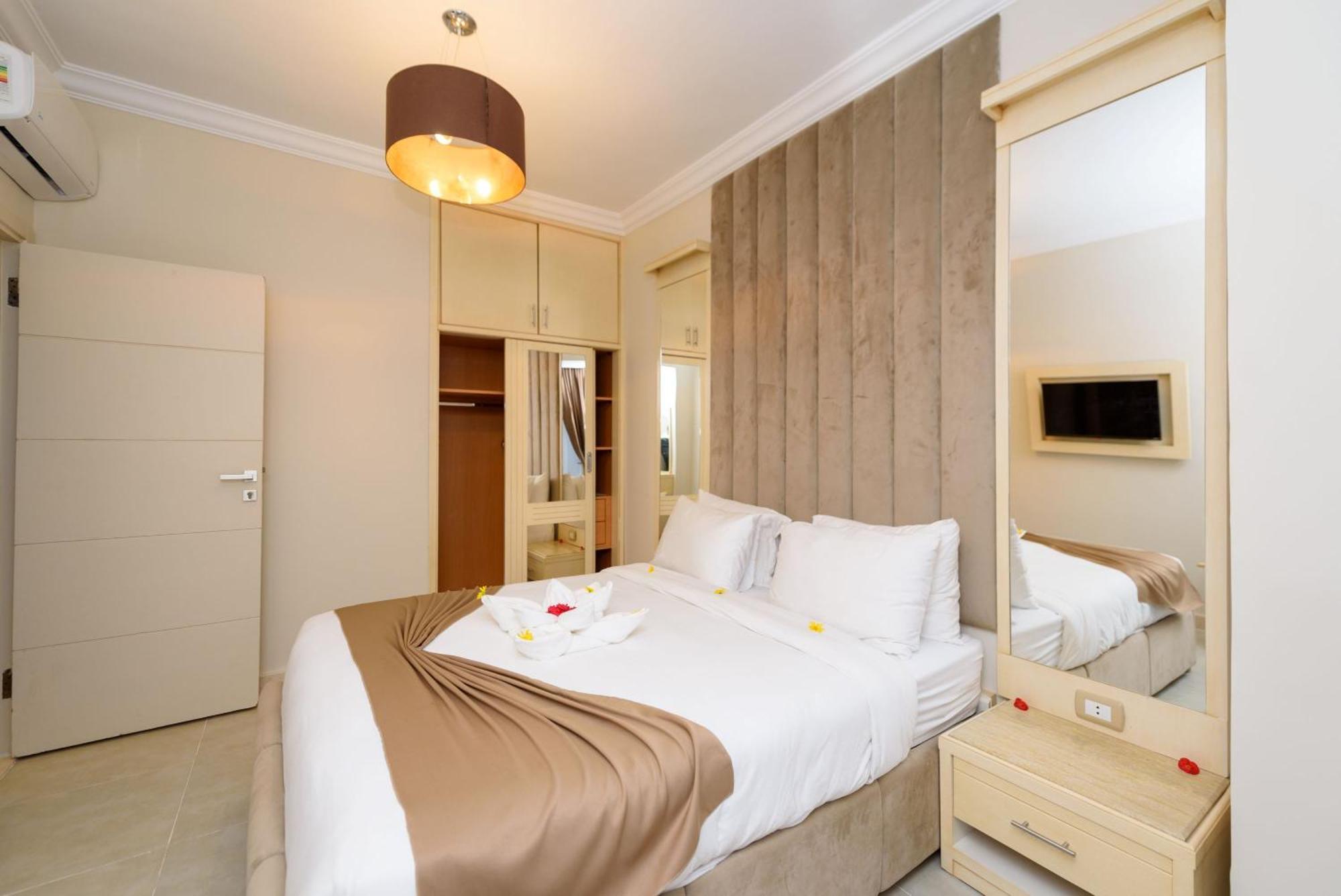 Marom Port Said Resort & Beach Экстерьер фото