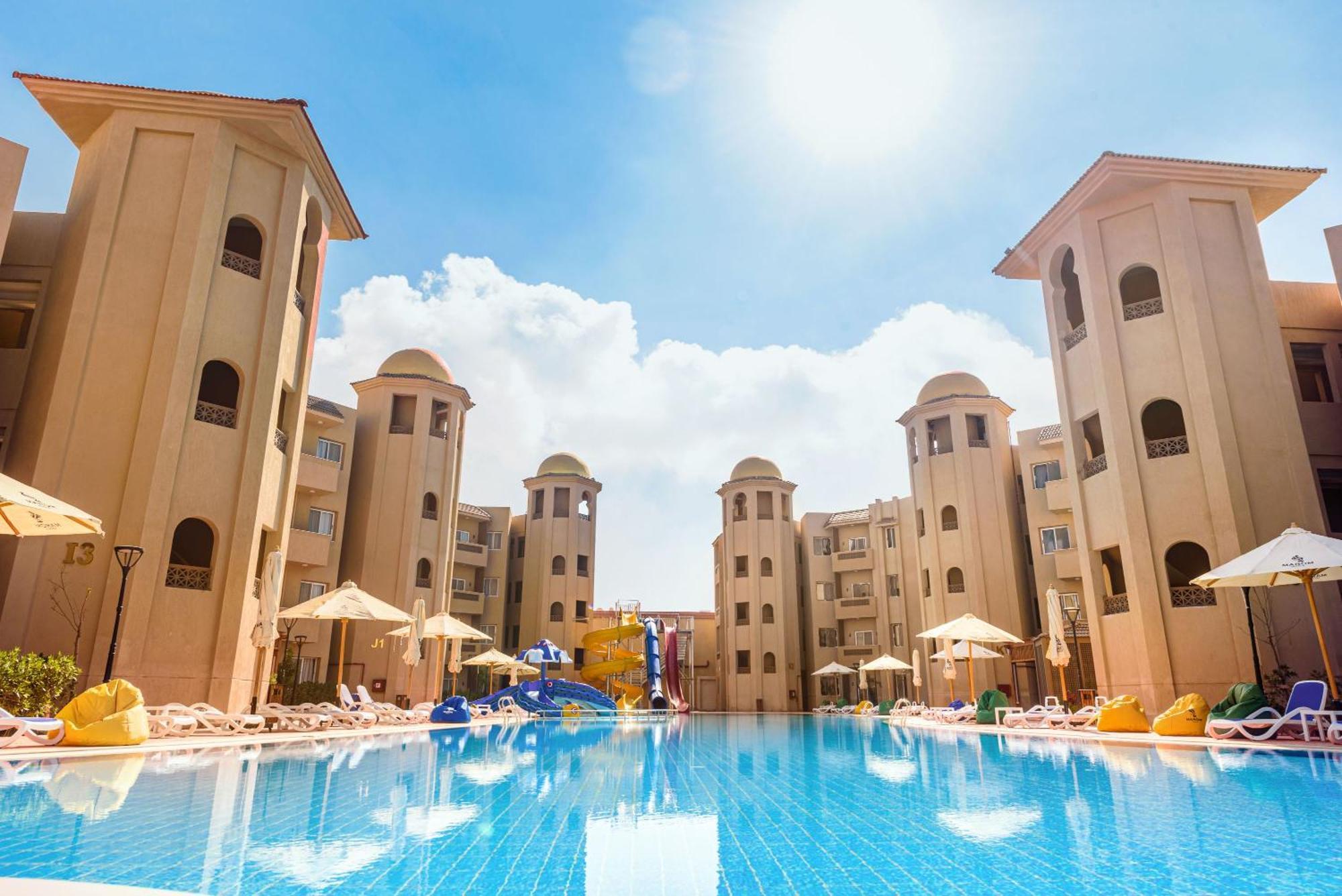 Marom Port Said Resort & Beach Экстерьер фото