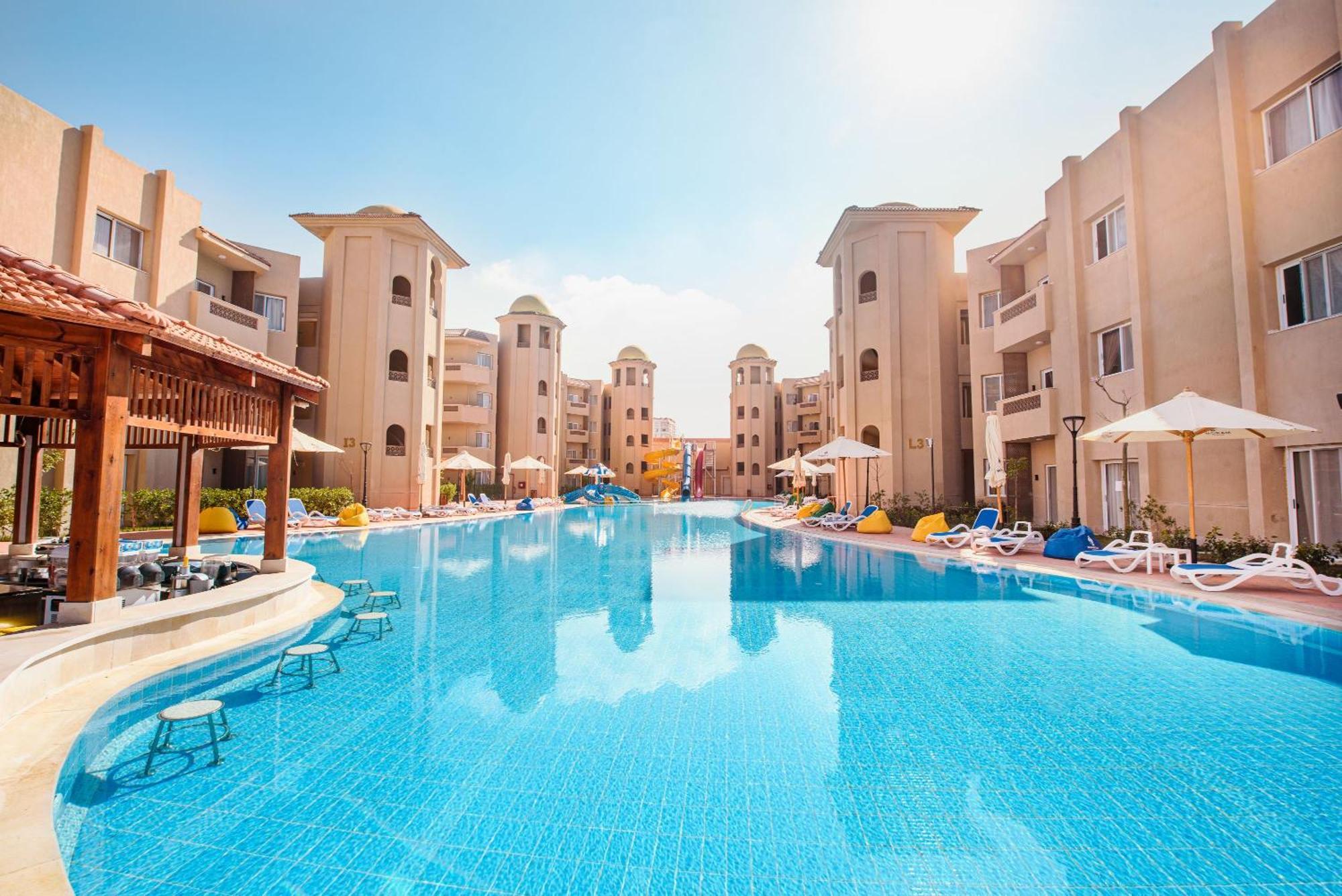 Marom Port Said Resort & Beach Экстерьер фото