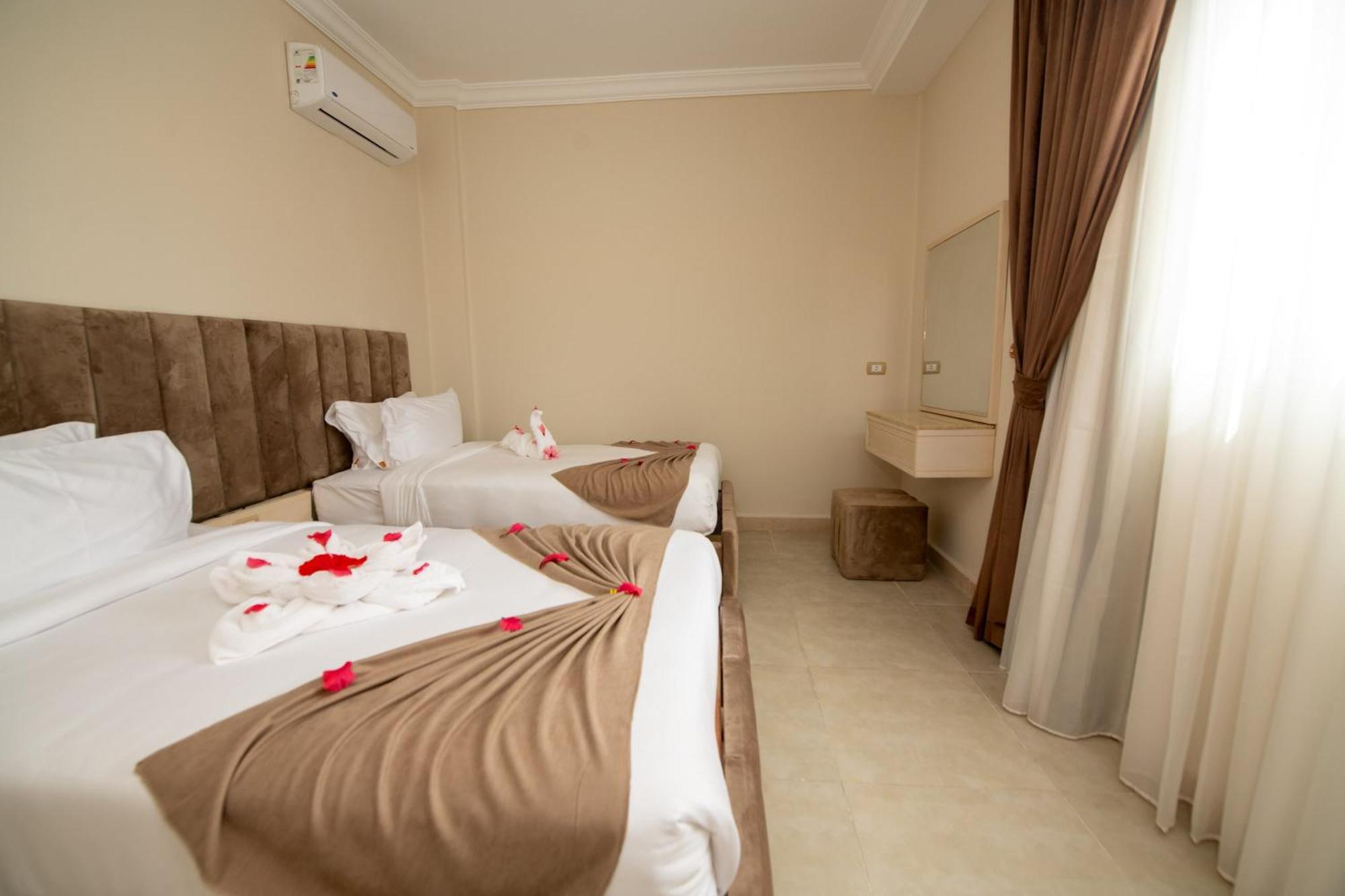 Marom Port Said Resort & Beach Экстерьер фото